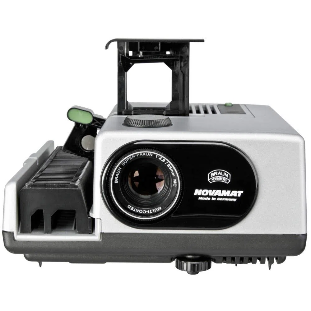 Braun Diaprojektor Novamat E 130 inkl. Objektiv 2,8/85 mm MC