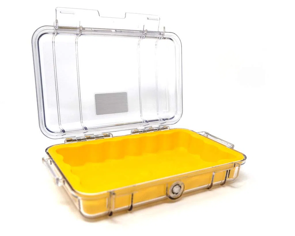 Peli 1040 Micro Case-Schutzbehältnis für Smartphone und Zubehör, IP67 Wasserdicht, 0,7L Volumen, Transparent/ Gelbe Gummieinlage, 1040-027-100E, Klar/Gelb