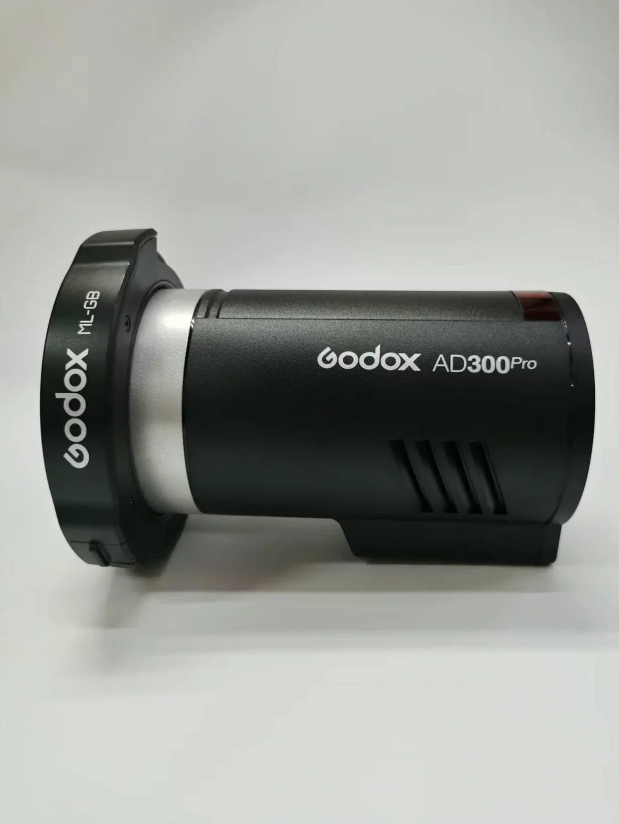 Godox ML-GB Bowens Adapter für Godox AD300Pro Blitz, ML100R, ML100Bi, ML60IIBi, ML30, ML30Bi, ML60, ML60Bi LED-Videoleuchten