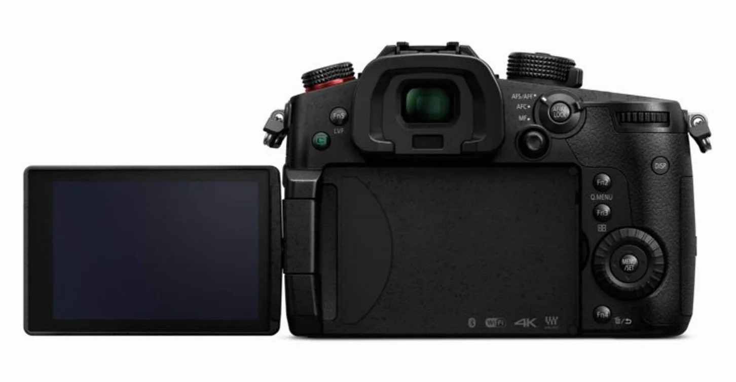 Panasonic Lumix DC-GH5SEG-K Systemkamera (10 MP, prof. Videofunktionen, wetterfestes Magnesiumgehäuse, schwarz)