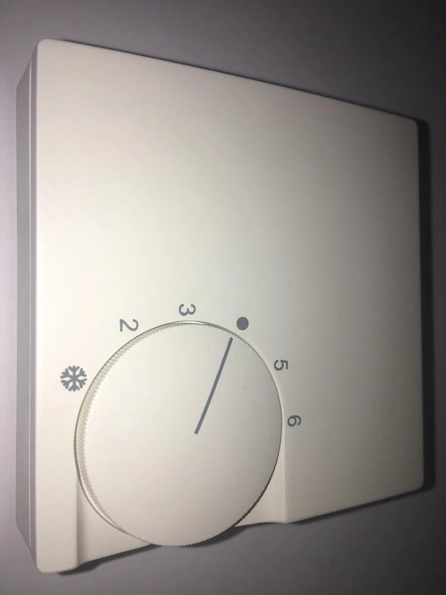 RTR -A10 Rt Regler Raumtemperaturregler Thermostat AP Öffner