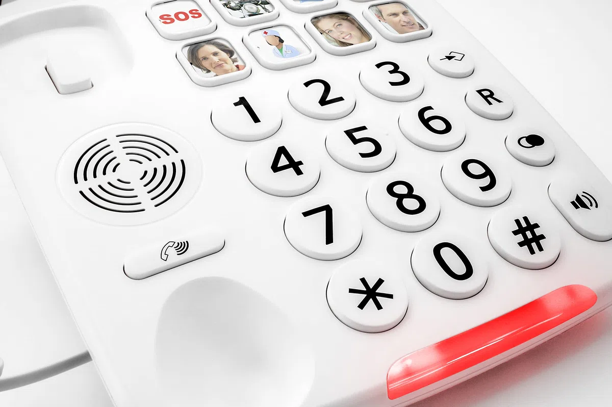 Geemarc Photophone 110 - Großtasten-Festnetztelefon mit verstärkter Empfangslautstärke, anpassbaren Fototasten und Lautsprecher für Senioren - Geringer bis mittlerer Hörverlust - DE Version