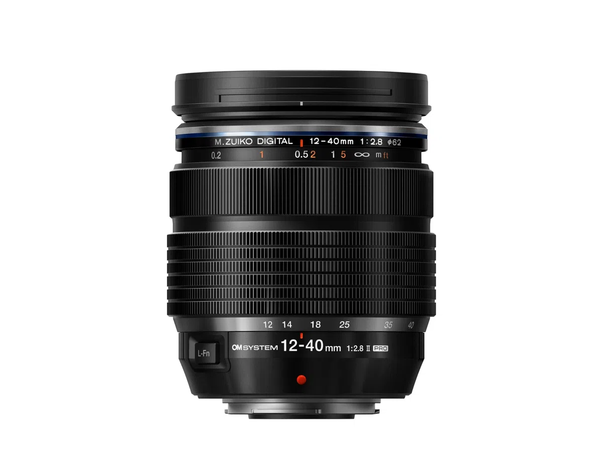 OM SYSTEM OM-5 Mark II MFT-Kamera mit M.Zuiko ED 12-40 mm F2.8 PRO II, 20 MP, IP53 Wetterschutz, 5-Achsen-Bildstabilisierung, 50 MP High-Res Shot, Schwarz