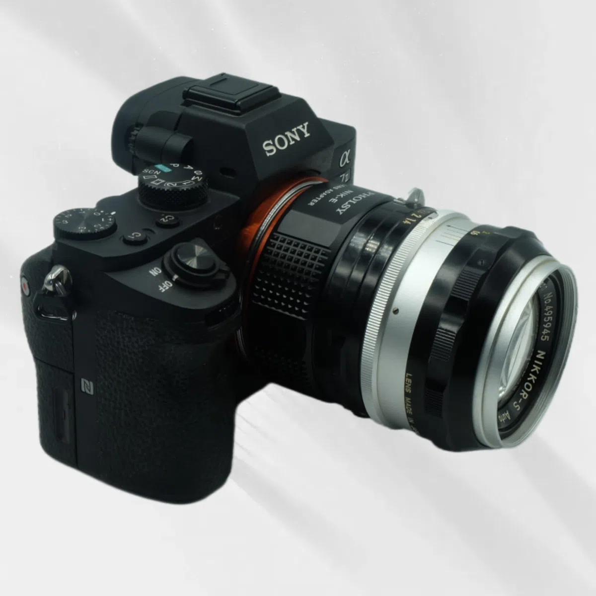 PHOLSY Kompatibel mit Nikon F auf Sony E Objektivadapter für Nikkor F/AI/AIS/AF/AF-I/AF-S Objektiv und Sony E Kameragehäuse a7 a6000 a6300 a6500 a5000 a5100 NEX 7/6/5, 5N 3N a9ii a7S iii