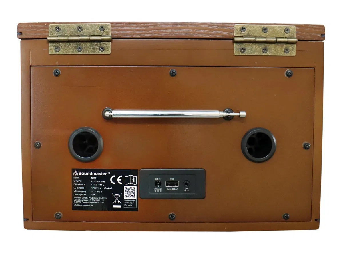 Soundmaster NR961 Nostalgie Stereoanlage mit CD-Player MP3 DAB+ Digitalradio USB Bluetooth Streaming AUX-IN Equalizer Retro Kompaktanlage Fernbedienung