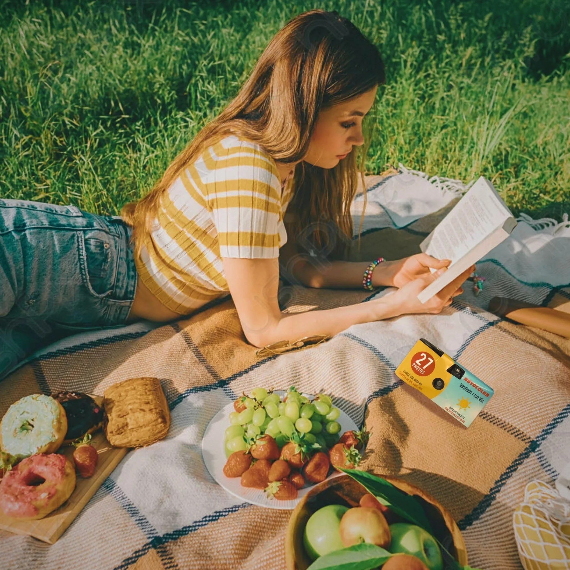 Einwegkamera-Paket mit Novocolor Daylight Einwegkamera, 27 Belichtungen und Clikoze Fotografie-Tipps (1 Stück)